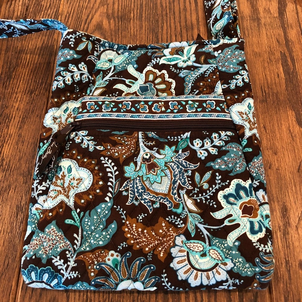 Vera Bradley Medium blue & brown crossbody